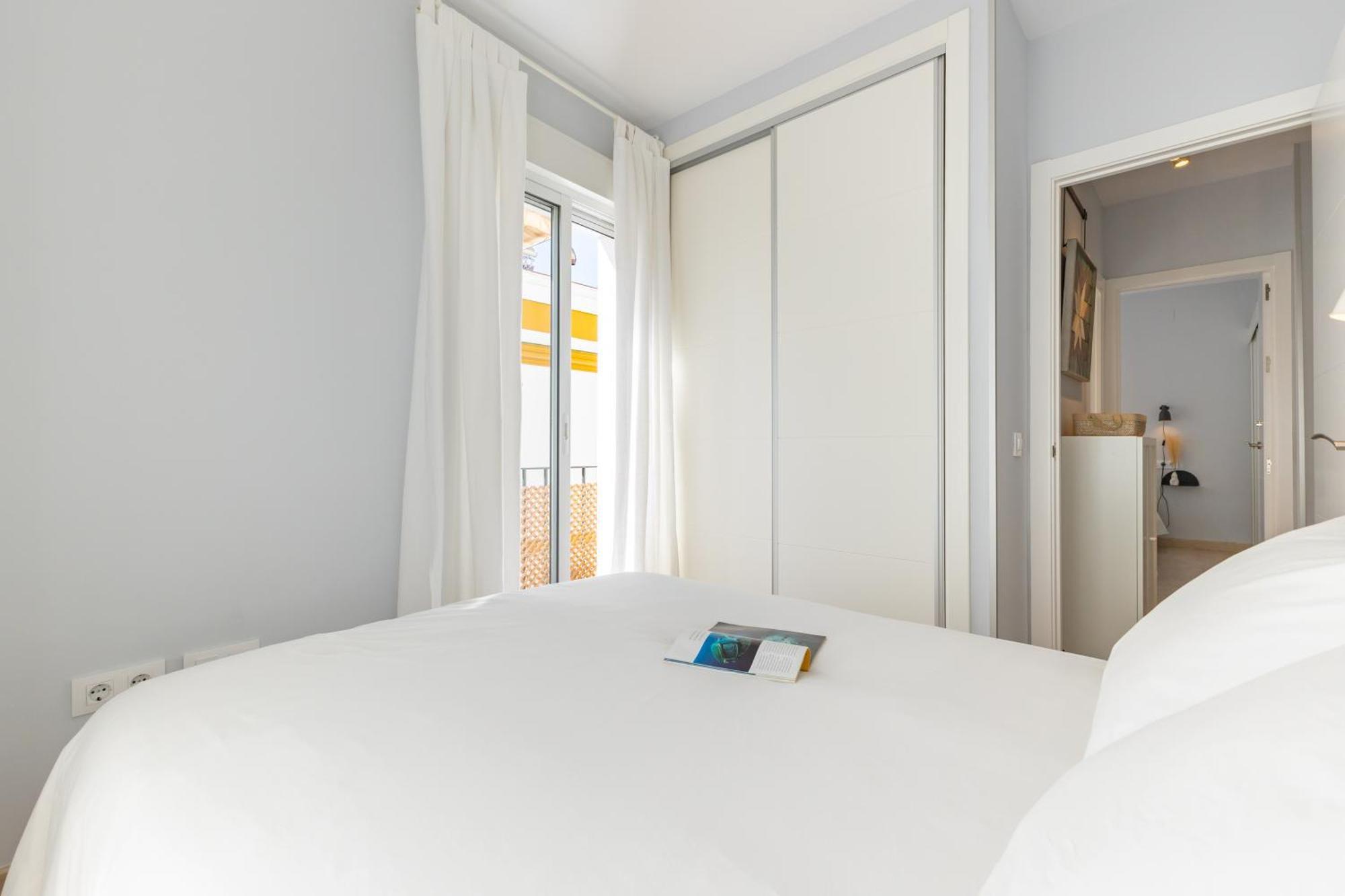 Charming 2 Bedroom Apartment At Iconic Triana Neighborhood By Ocityzen Sevilla Exteriör bild