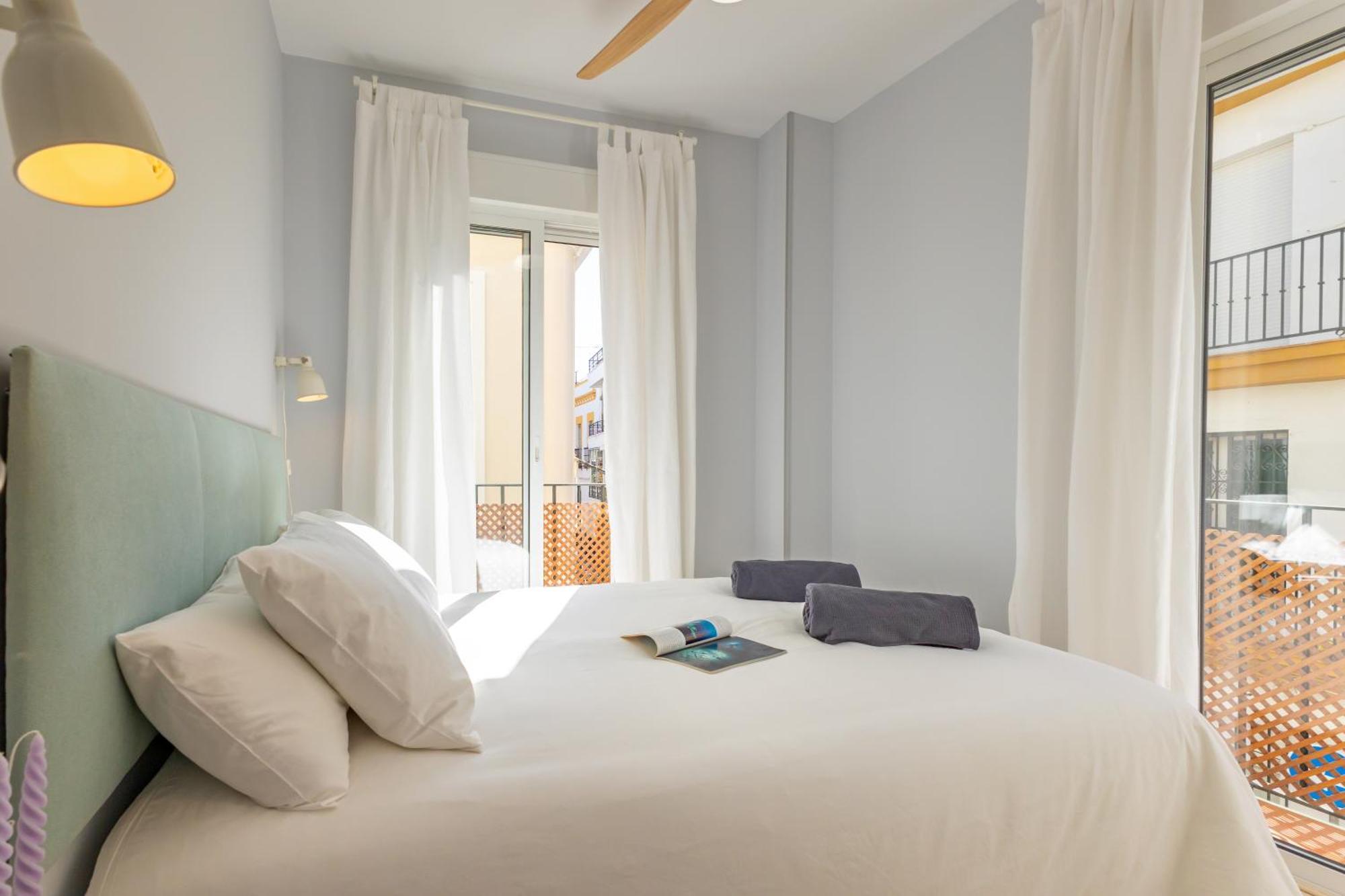 Charming 2 Bedroom Apartment At Iconic Triana Neighborhood By Ocityzen Sevilla Exteriör bild