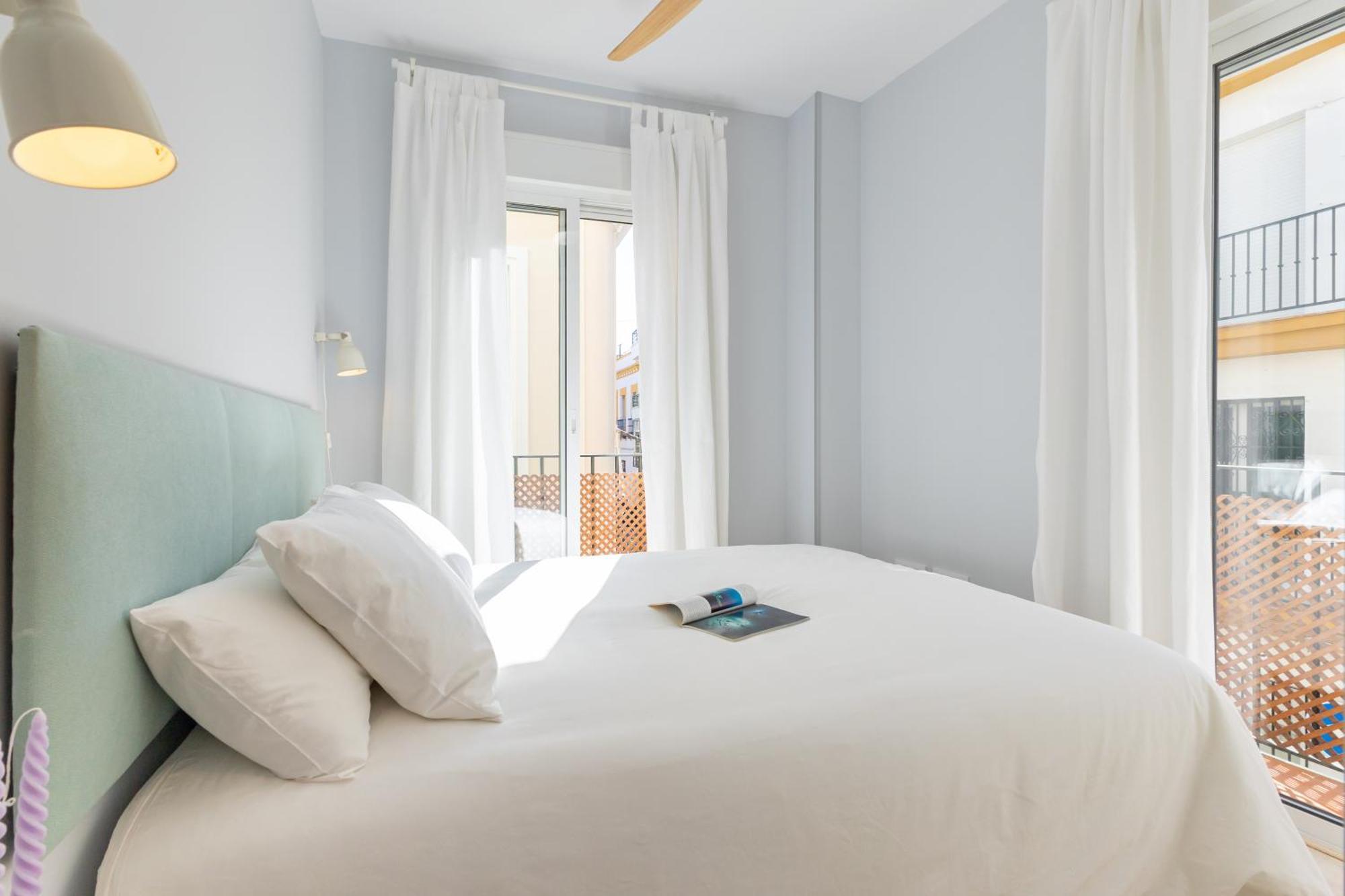 Charming 2 Bedroom Apartment At Iconic Triana Neighborhood By Ocityzen Sevilla Exteriör bild