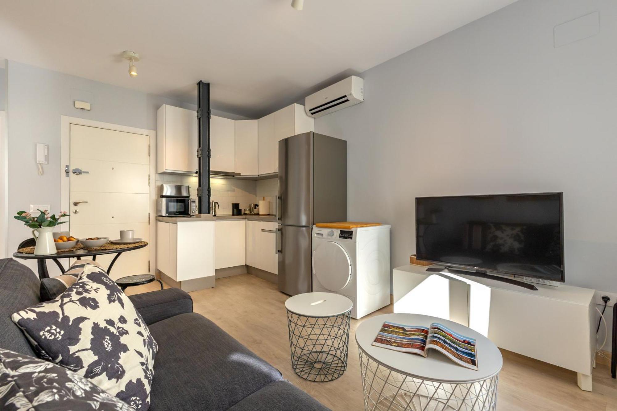 Charming 2 Bedroom Apartment At Iconic Triana Neighborhood By Ocityzen Sevilla Exteriör bild