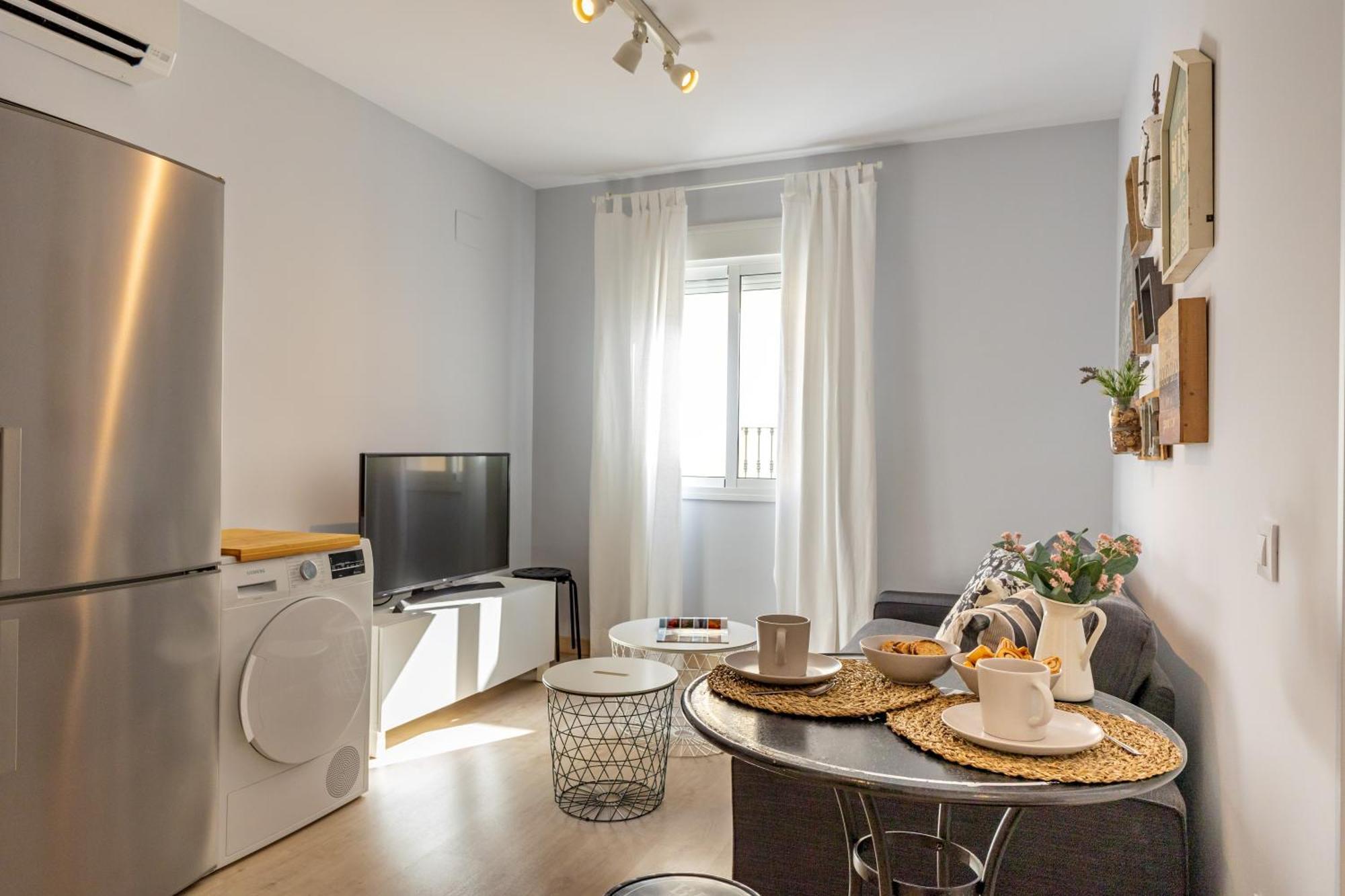 Charming 2 Bedroom Apartment At Iconic Triana Neighborhood By Ocityzen Sevilla Exteriör bild